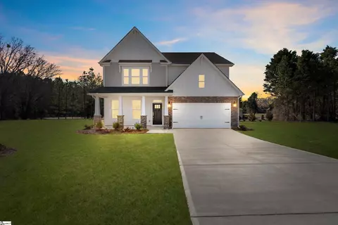 118 Divot Trl, Greenwood, SC 29649