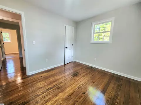 602 W D Ave, Easley, SC 29640 photo 13