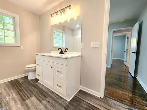 602 W D Ave, Easley, SC 29640 photo 16