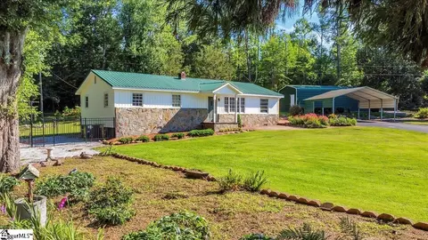 615 N Martin Rd, Easley, SC 29640
