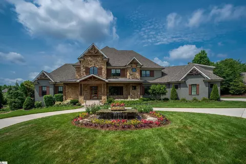 18 Finsbury Ln, Simpsonville, SC 29681