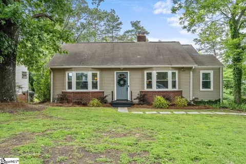 15 Waters Ave, Greenville, SC 29605