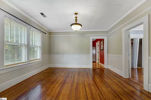 207 Pine St, Greer, SC 29650 photo 13