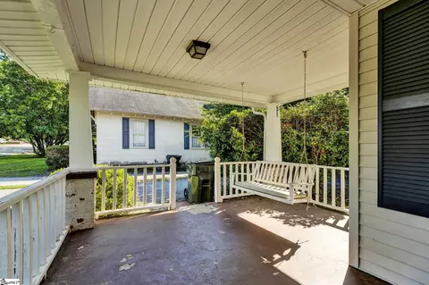207 Pine St, Greer, SC 29650 photo 4
