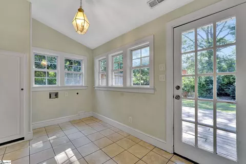 207 Pine St, Greer, SC 29650 photo 20