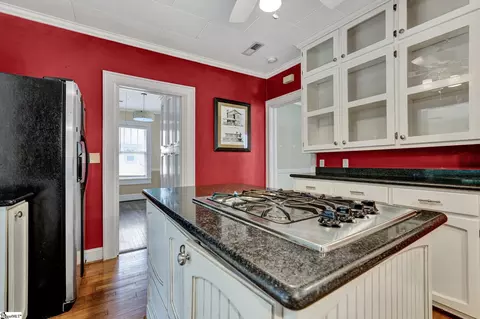 207 Pine St, Greer, SC 29650 photo 17