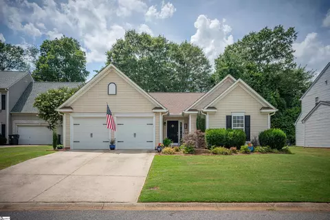 132 Bathurst Ln, Simpsonville, SC 29681