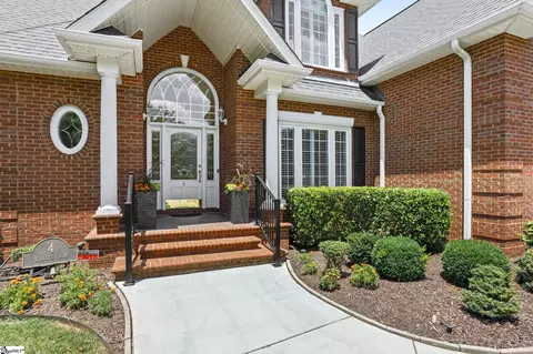 4 Kinross Row, Greer, SC 29650 photo 2