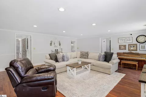 105 Clay St, Easley, SC 29642 photo 22