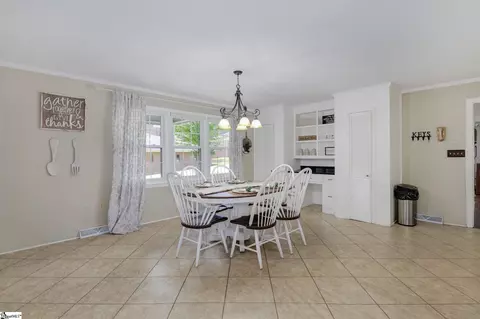 105 Clay St, Easley, SC 29642 photo 5