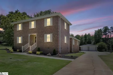 35 S Fairfield Rd, Greenville, SC 29605