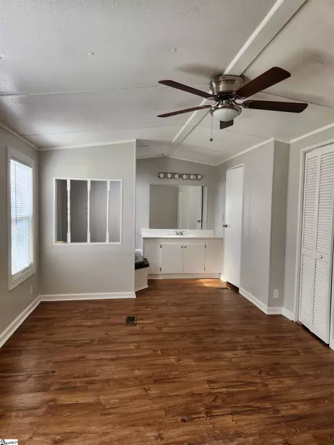 109 Coppice Ct, Easley, SC 29640 photo 9