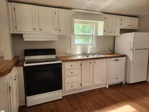 109 Coppice Ct, Easley, SC 29640 photo 7