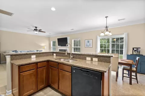 611 Millervale Rd, Greer, SC 29650 photo 14