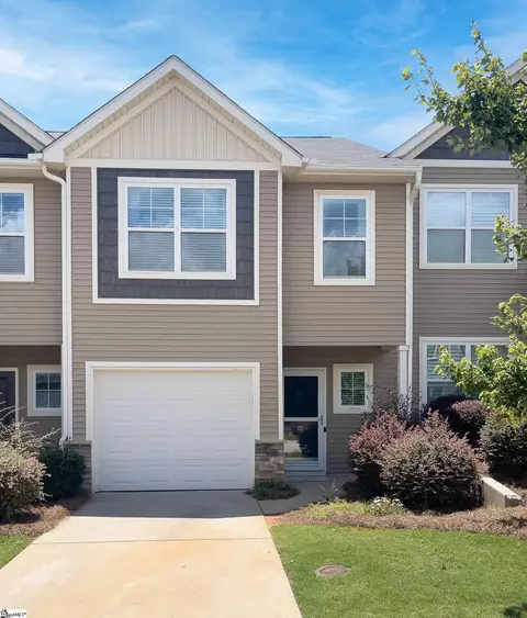 721 Elmbrook Dr, Simpsonville, SC 29681