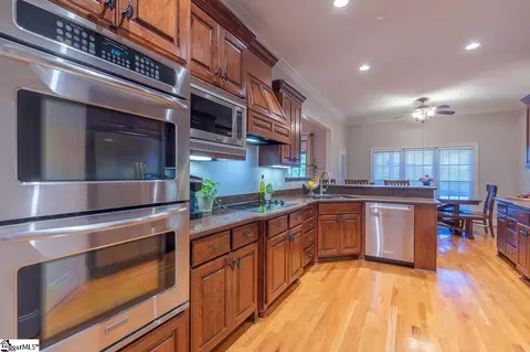 104 Barfield Dr, Easley, SC 29642 photo 12