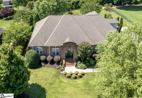 104 Barfield Dr, Easley, SC 29642