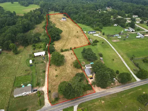 176 Rough Dr Greenpond Rd, Gray Court, SC 29645