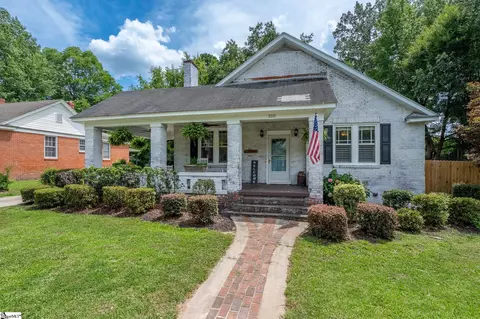 310 E Florida St, Clinton, SC 29325