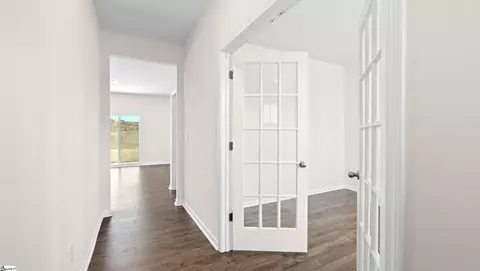 540 Sapling Gap Rd, Greer, SC 29651 photo 3