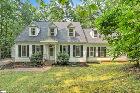 172 N Moore Rd, Simpsonville, SC 29680