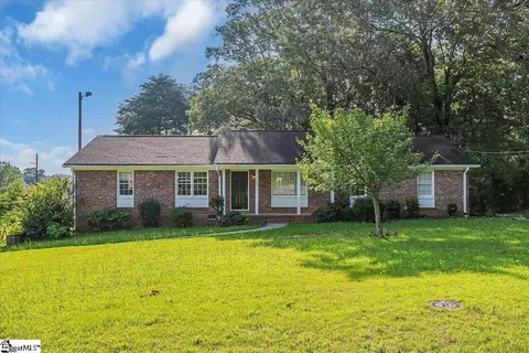 80 Emma St, Greenville, SC 29609