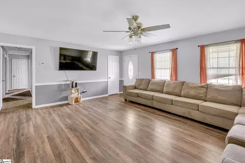 923 Highway 11 E, Chesnee, SC 29323 photo 5