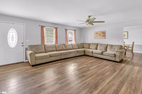 923 Highway 11 E, Chesnee, SC 29323 photo 6