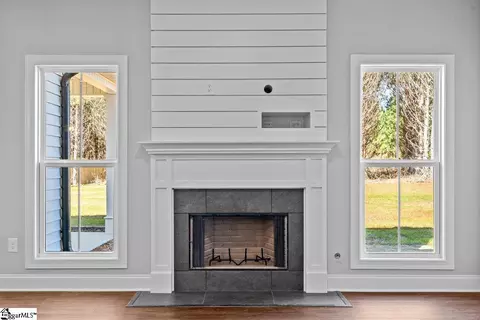 93 Dendy St, Pelzer, SC 29669 photo 4