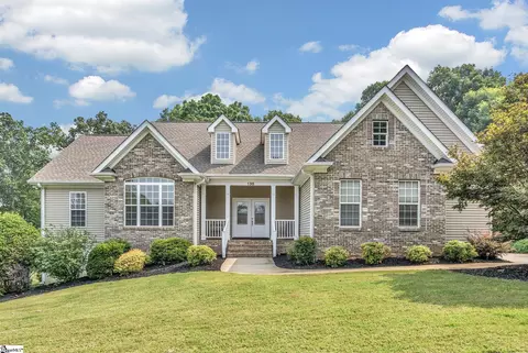 138 Woodstone Dr, Easley, SC 29642