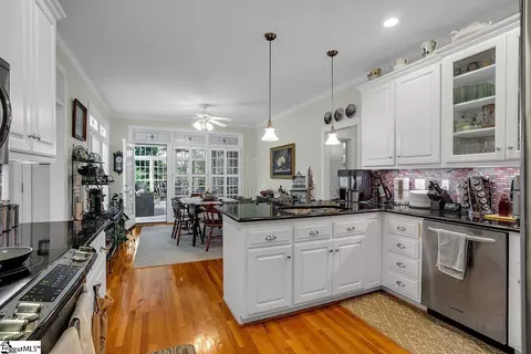 5 March Winds Ct, Greer, SC 29650 photo 8