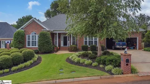 5 March Winds Ct, Greer, SC 29650