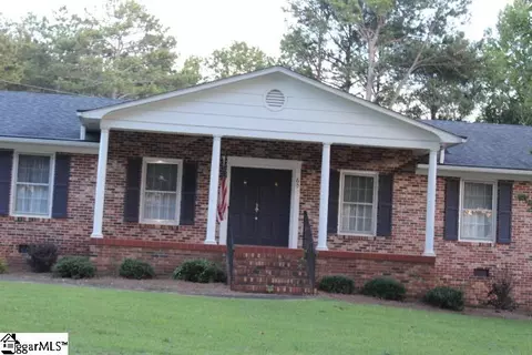 60 Mixon Dr, Clinton, SC 29325