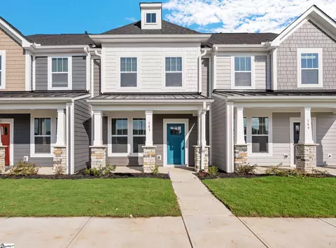 143 Dalmatian Dr, Spartanburg, SC 29307