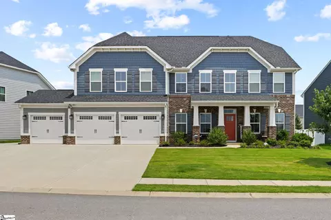 18 Blackfoot Rd, Greenville, SC 29607
