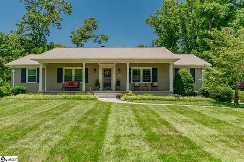 16 Randy Dr, Taylors, SC 29687