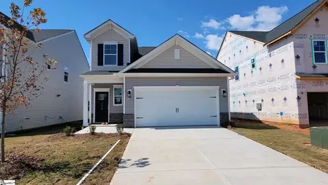 3028 Hillgate Trl, Boiling Springs, SC 29316