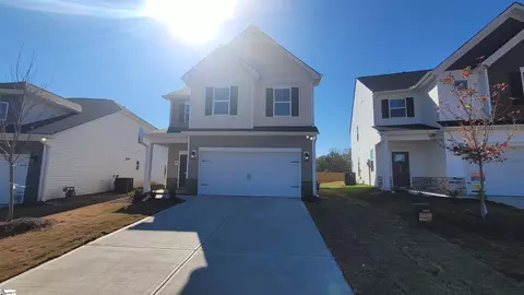 3044 Hillgate Trl, Boiling Springs, SC 29316