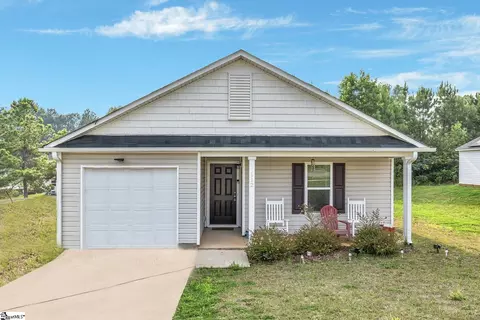 112 Botany Dr, Laurens, SC 29360