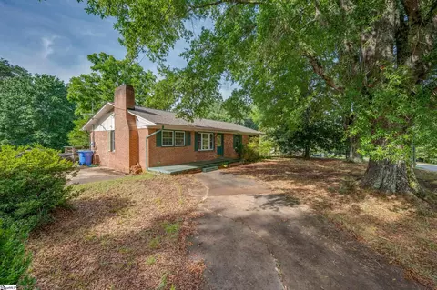 222 Shenandoah Dr, Spindale, NC 28160