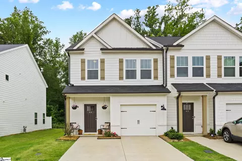 44 Grey Oak Trl, Greer, SC 29650