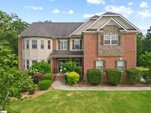 228 Ivy Woods Ct, Fountain Inn, SC 29644