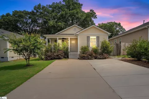 17 Beechwood Ave, Greenville, SC 29607