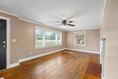 12 Davis St, Williamston, SC 29697 photo 5