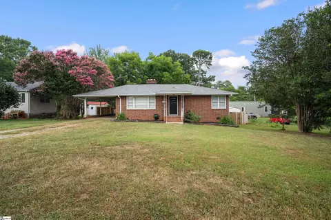 12 Davis St, Williamston, SC 29697