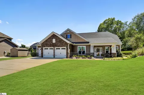 213 Brahman Way, Fountain Inn, SC 29644