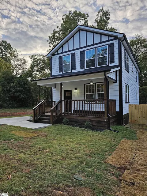 109 Odessa St, Greenville, SC 29601