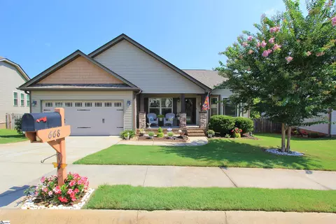 668 Chartwell Dr, Greer, SC 29650 photo 2