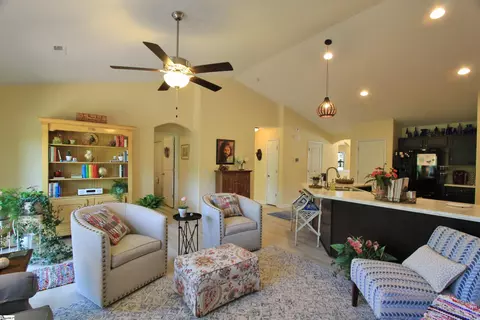 668 Chartwell Dr, Greer, SC 29650 photo 12