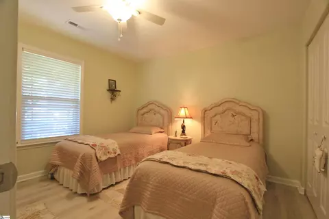 668 Chartwell Dr, Greer, SC 29650 photo 20